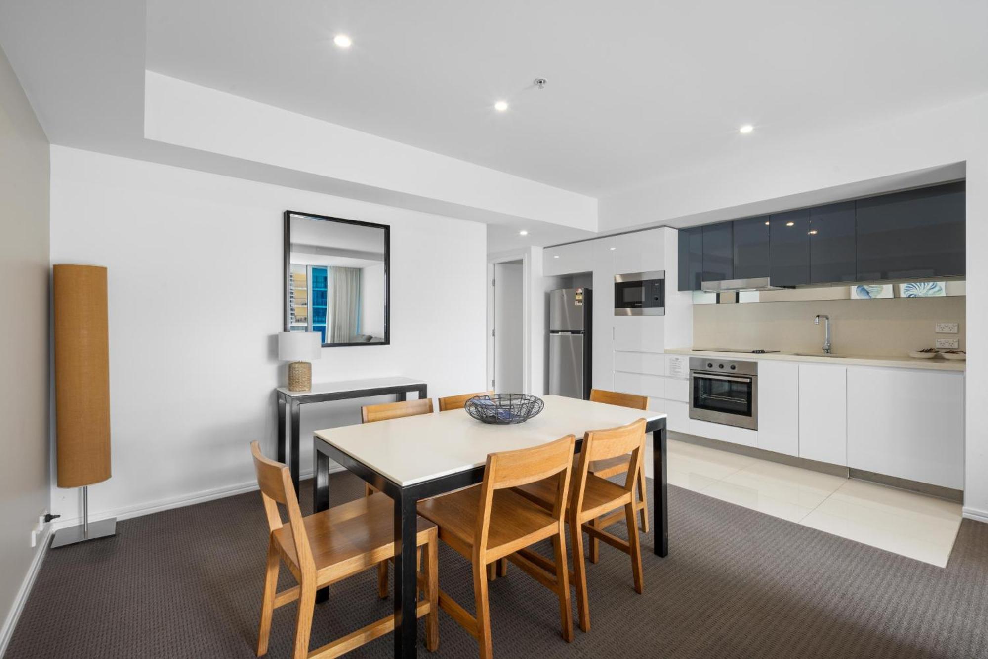 H-Residences Private Apartments - Hosted By Coastal Letting Gold Coast Esterno foto
